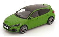 MCG Ford Focus ST 2022 Green Metallic 1:18 18452