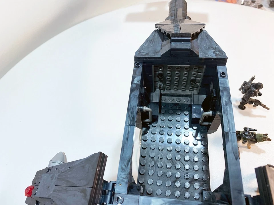 Call of Duty Mega Bloks  Ghost Tactical helicopter - Image 4 of 4