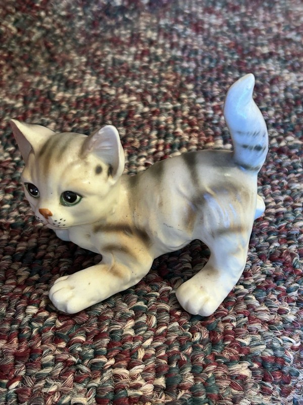 Vintage Japan Cat Figurine Ceramic Mid Century 1950s