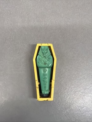 Vintage 1960's King Tut Magnetic Mummy Magic Trick Toy Yellow Green Magnet B15
