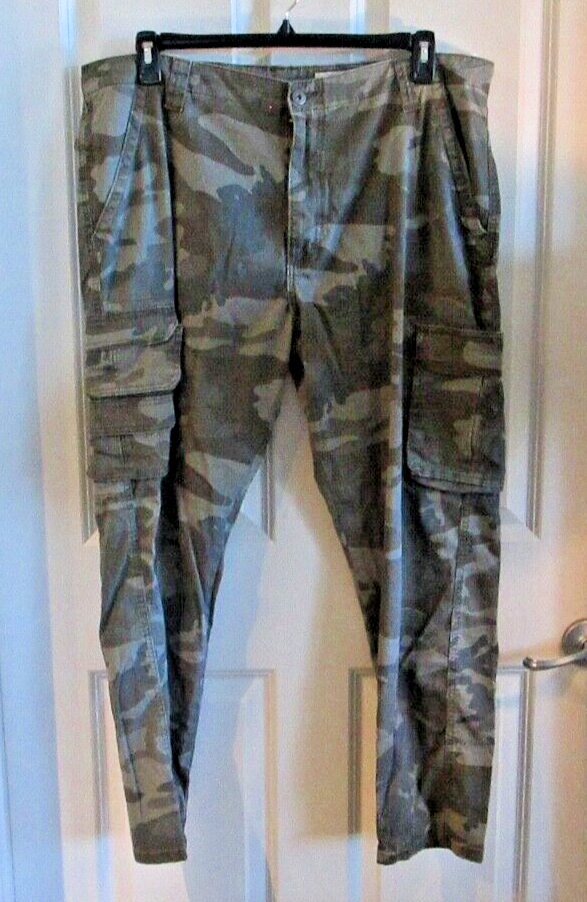 Wrangler Cargo Pants Mens 40x30 Camo Camouflage Outdoor Regular Taper Y2K Style-image