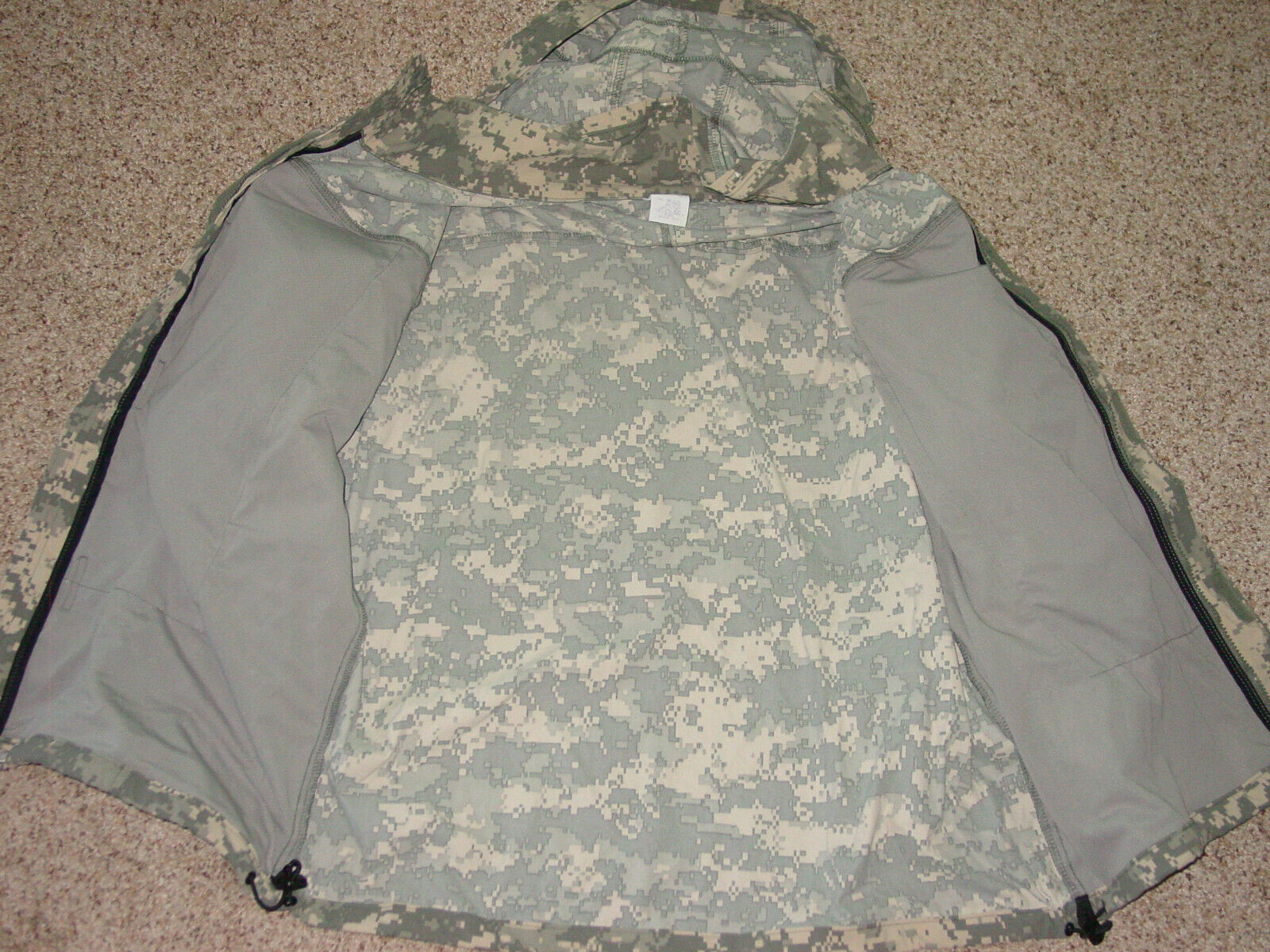 Gen III 3 ECWCS Level 5 Soft Shell Cold Weather Jacket ACU UCP Large Regular