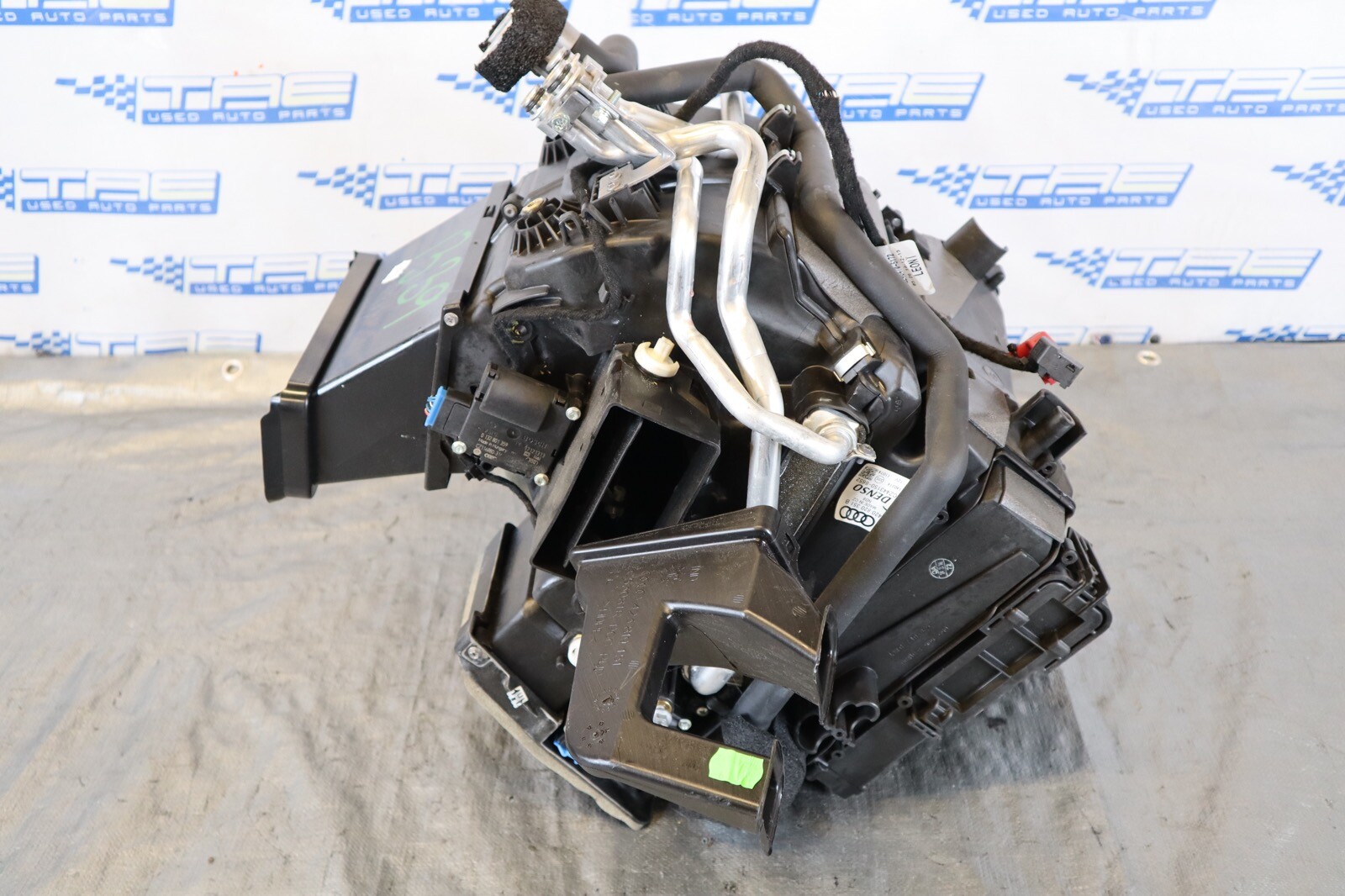 2014 AUDI R8 V8 QUATTRO AWD 4.2L OEM A/C & HEATER EVAPORATOR HOUSING #1339