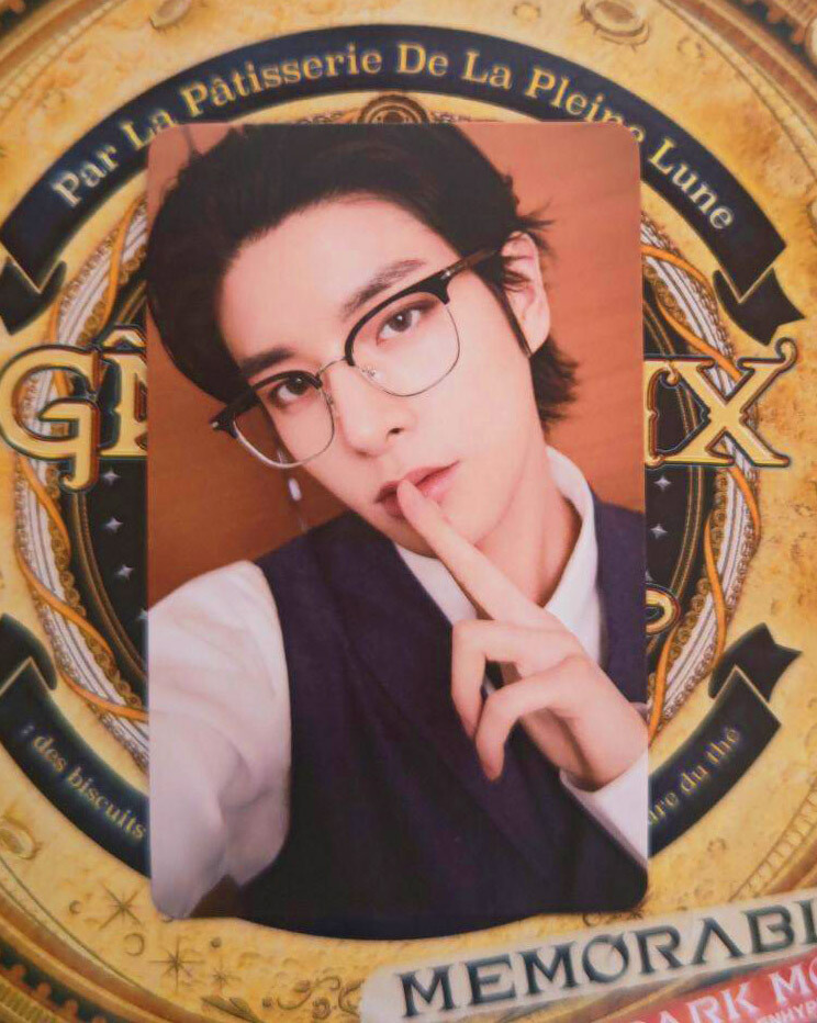 ENHYPEN DARK MOON MEMORABILIA JAPAN Universal Music Lucky Draw