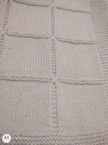 SÜSSE VINTAGE HANDGEMACHTE GEHÄKELTE AFGHANISCHE BABYDECKE MINTGRÜN QUADRATISCHES MUSTER - Bild 5 von 5