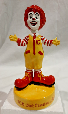RONALD MCDONALD LIMITED EDITION 2002 CONVENTION CERAMIC FIGURE
