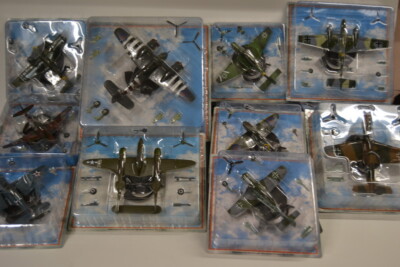  ATLAS  Flugzeug 1:72 Auswahl Spitfire Hawker Lockheed Douglas Grumman Curtiss