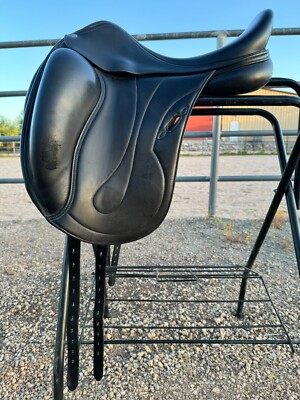 Selleria Equipe Oracle Dressage Saddle 17.5'' M Tree 