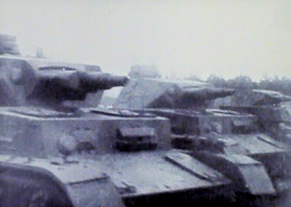 16mm Film WW2 Conflict WWII 19401941 Story Comprehensive eBay