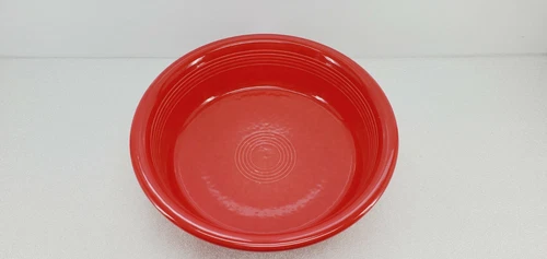 FIESTA 2 QUART EXTRA LARGE SERVING BOWL scarlet red NEW 10.5