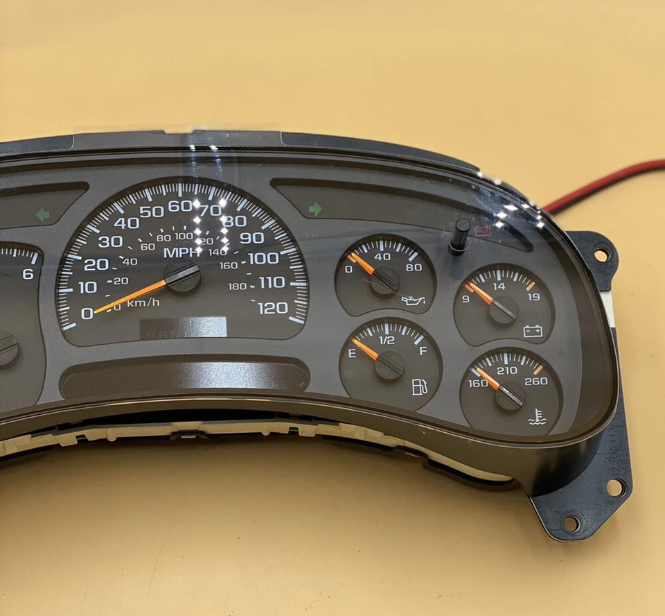SILVERADO SIERRA TAHOE YUKON AVALANCHA CUADRO DE INSTRUMENTOS VELOCÍMETRO 2003-2006 Foto 3 de 4