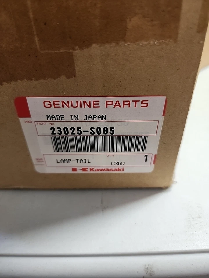 LUZ TRASERA KAWASAKI 2003-2004 KLX400SR OEM #23025-S005 Foto 2 de 4