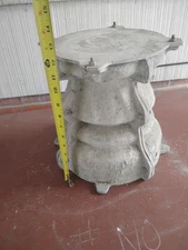 Vintage Used Temple aluminum concrete stand mold For Concrete Yard Decor