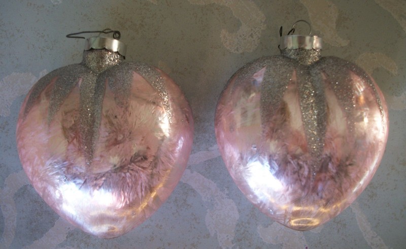 2 VINTAGE FROSTED VICTORIAN MERCURY GLASS HEART SHAPED VALENTINES DAY ORNAMENTS