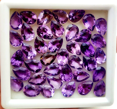 Pierre Alexandrite Taillée Poire 32.10 Carats - Créée En Labo, Qualité AAA+, Pour Bijoux