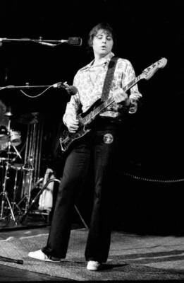 Greg LAKE and EMERSON LAKE & PALMER Greg Lake at Falkoner Centre Old Photo