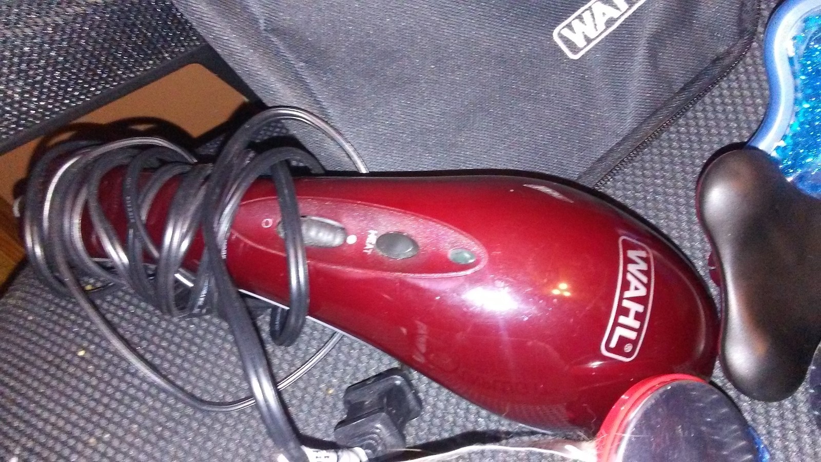 Wahl Full Body Therapeutic Massager 7 Attachments Hot Cold Case