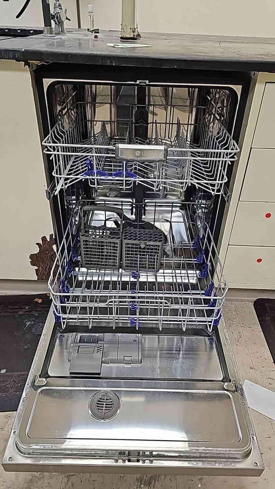 LG Stainless Steel Dishwasher LDS5040ST 24x24x34 (SKU 13439AA) eBay