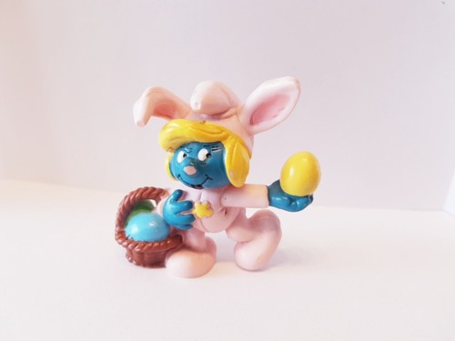 Figurine Schleich Schtroumpfette à La Fleur - The Smurfs 7.6cm - Détails Réalistes Et Qualité Durable