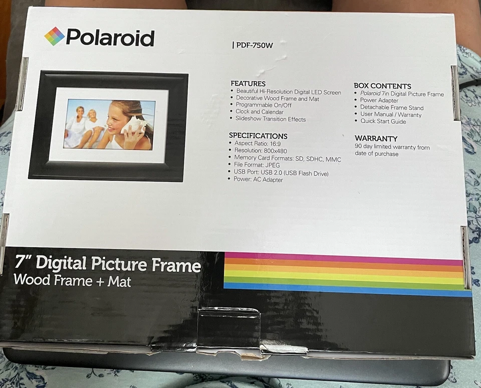 🌍 Polariod 7" Digital Picture Frame PDF-750W New In Box Wood Frame And Mat - Image 2 of 3