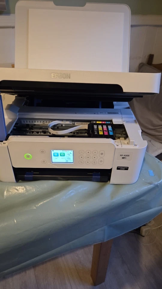 Epson Expression Home XP-4205 All-in-One Wireless Inkjet Printer XL Ink - White - Image 2 of 4