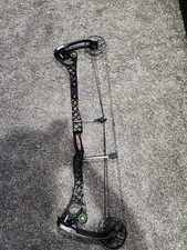 Mathews TRG 7 No Cam 29.5",60-70# RH,gloss blk