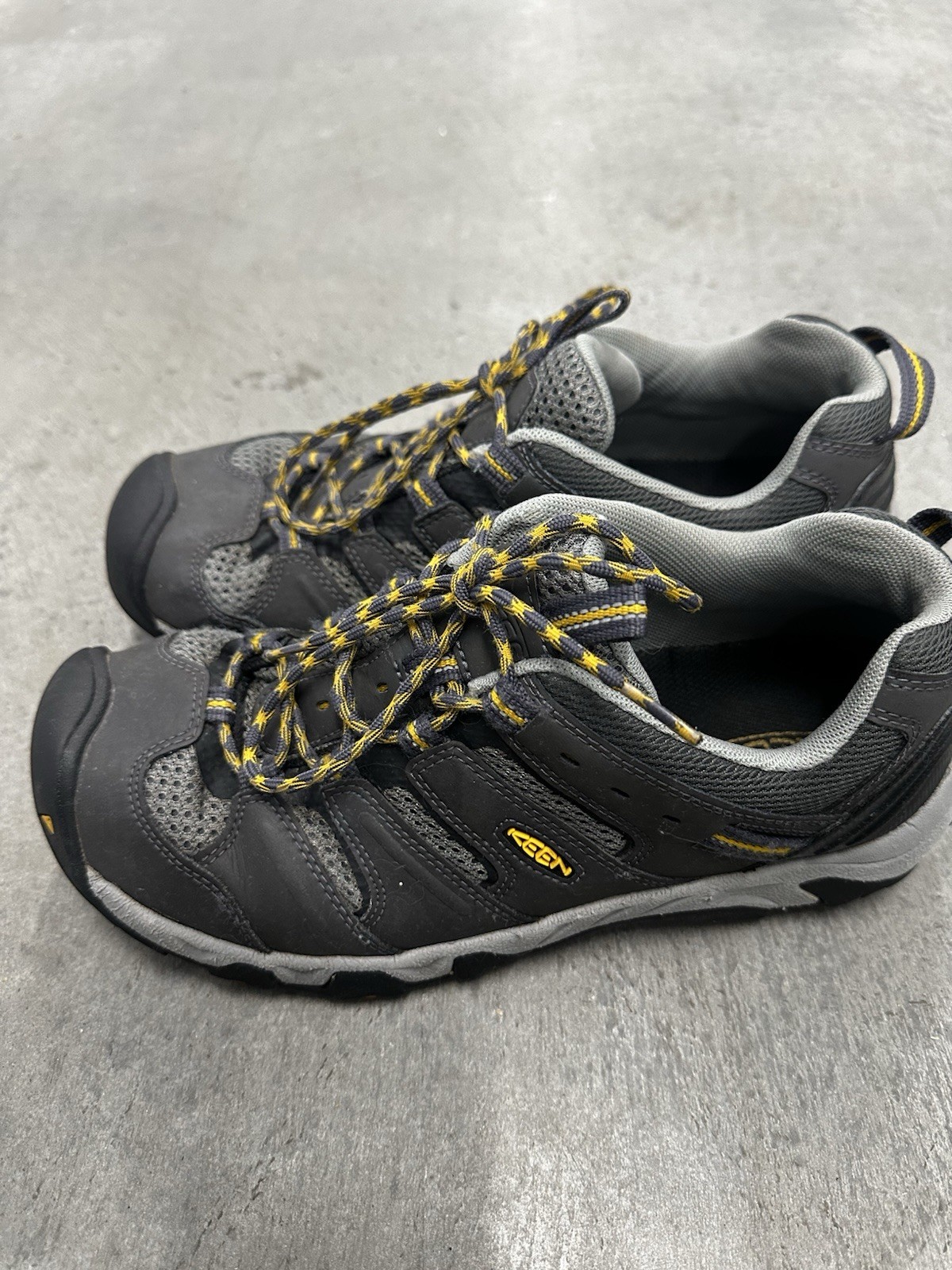 Scarpe da trekking Keen Koven basse grigie in pelle outdoor impermeabili misura 10 5