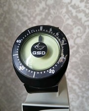إلكترونيات وإكسسوارات — 70s GSD dept Gauge Scuba Divers vtg