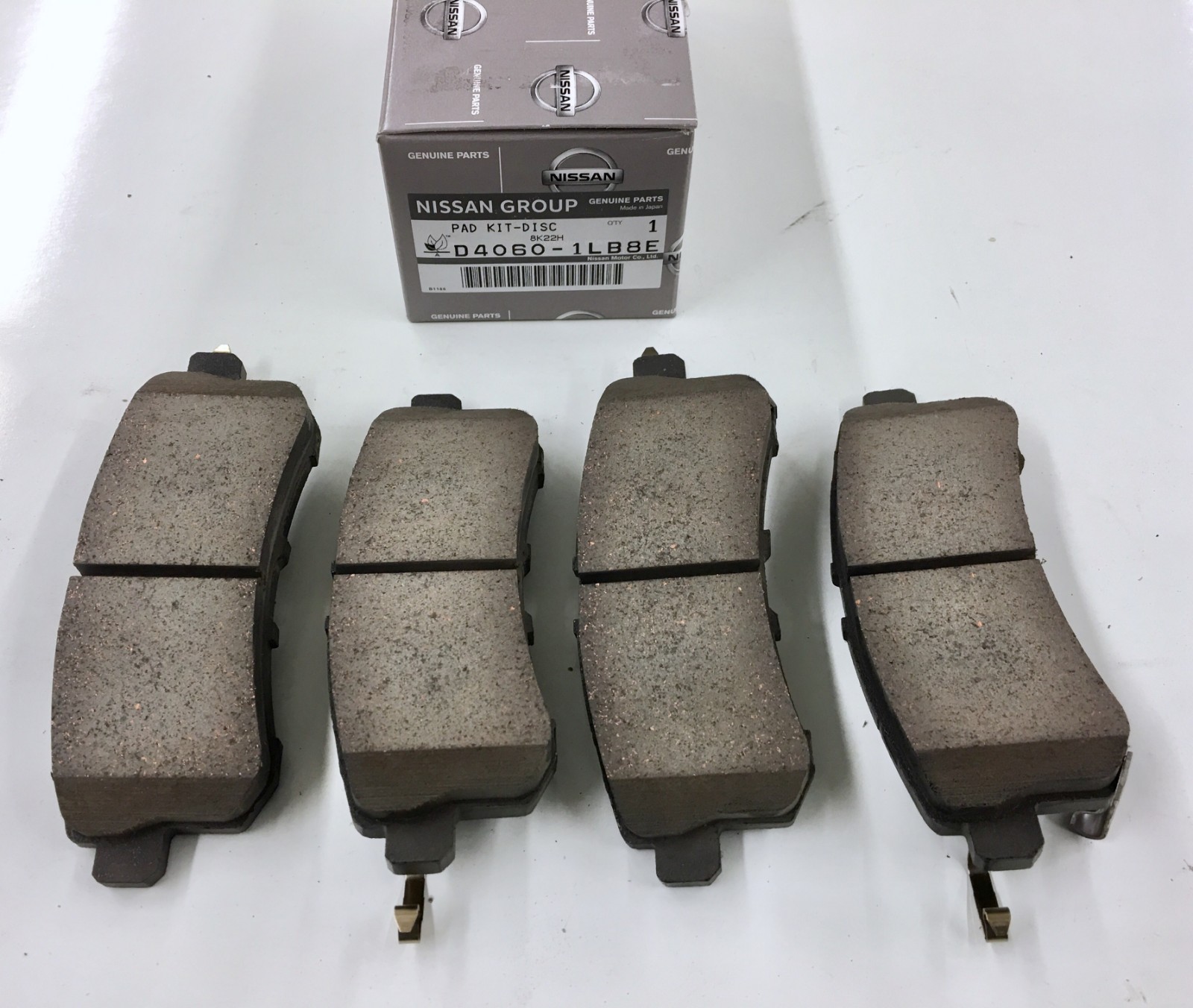 New OEM Infiniti QX56 QX80 Factory Front & Rear Brake Pads 2011+ eBay