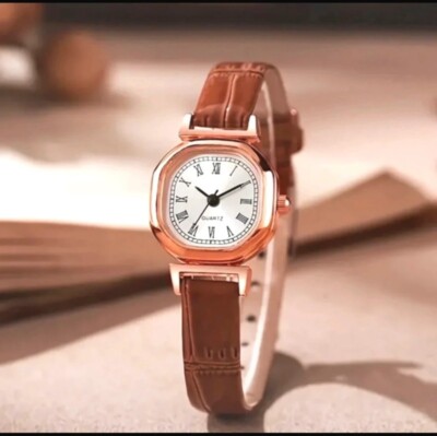 Montre femme Mode Vintage Quartz bracelet cuir marron chiffre chiffre romain