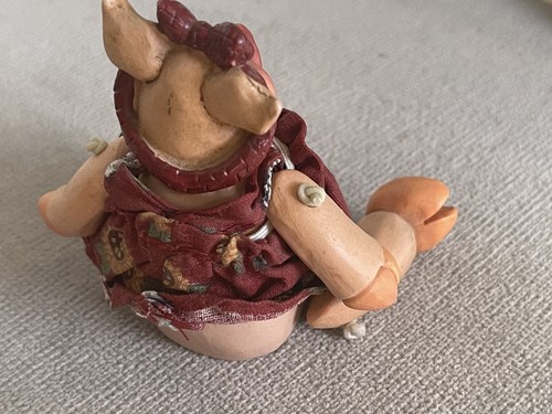 Resin Piggy with floral dress and bow Shelf Sitter Super Cute - Picture 7 of 9