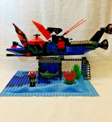 Lego Aquasharks Set Number 6190, Shark's Crystal Cave, Produced in