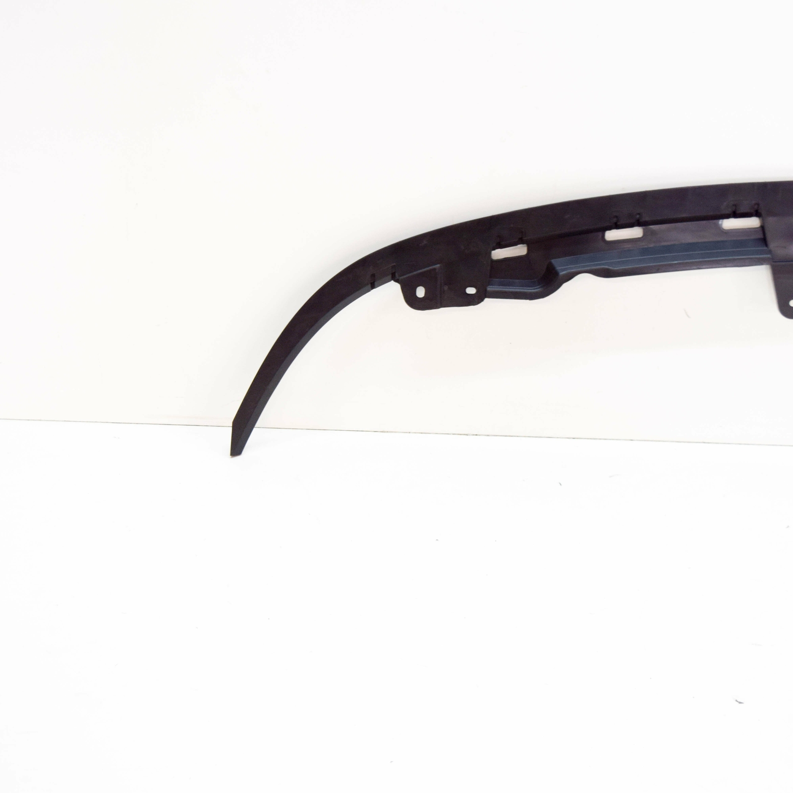 Genuine Volkswagen Golf R32 Front Lower Retainer Spoiler Lip 