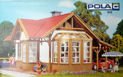 Haus mit Erker, Pola (LGB) wetterfeste Gebäude Modelle, Art. Nr. G 945