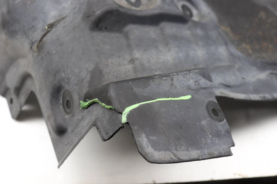 18-23 BMW M550I XDRIVE - Forro dianteiro esquerdo para-lama / tampa da carcaça da roda (TRASEIRA) - Imagem 4 de 4