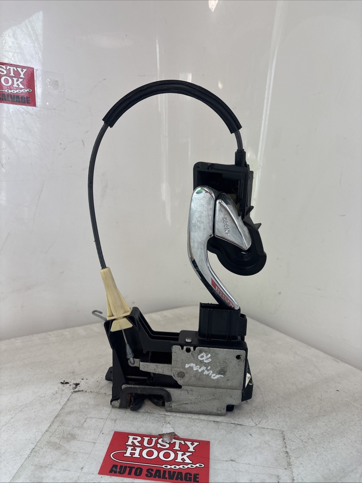 2007 Ford Escape Driver Left Front Door Latch With Handle S3565582