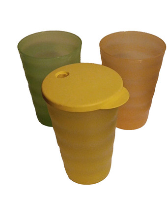 Vintage Tupperware #3515A 500mL Ribbed Drinking Glasses Lot of 3 With 1 Lid