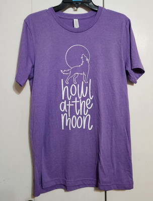 Bella Canvas Shirt Medium M Purple Howl at the Moon Wolf Graphic Tee Unisex Soft
