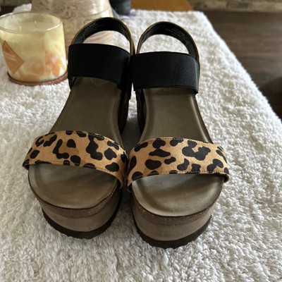 Women Hokus Pokus Black/yellow Wedges Size 8.5