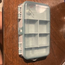 Wood s Bait Co. Plastic Tackle Box Organizer Hard Case, 8 Pockets Clear/Gray