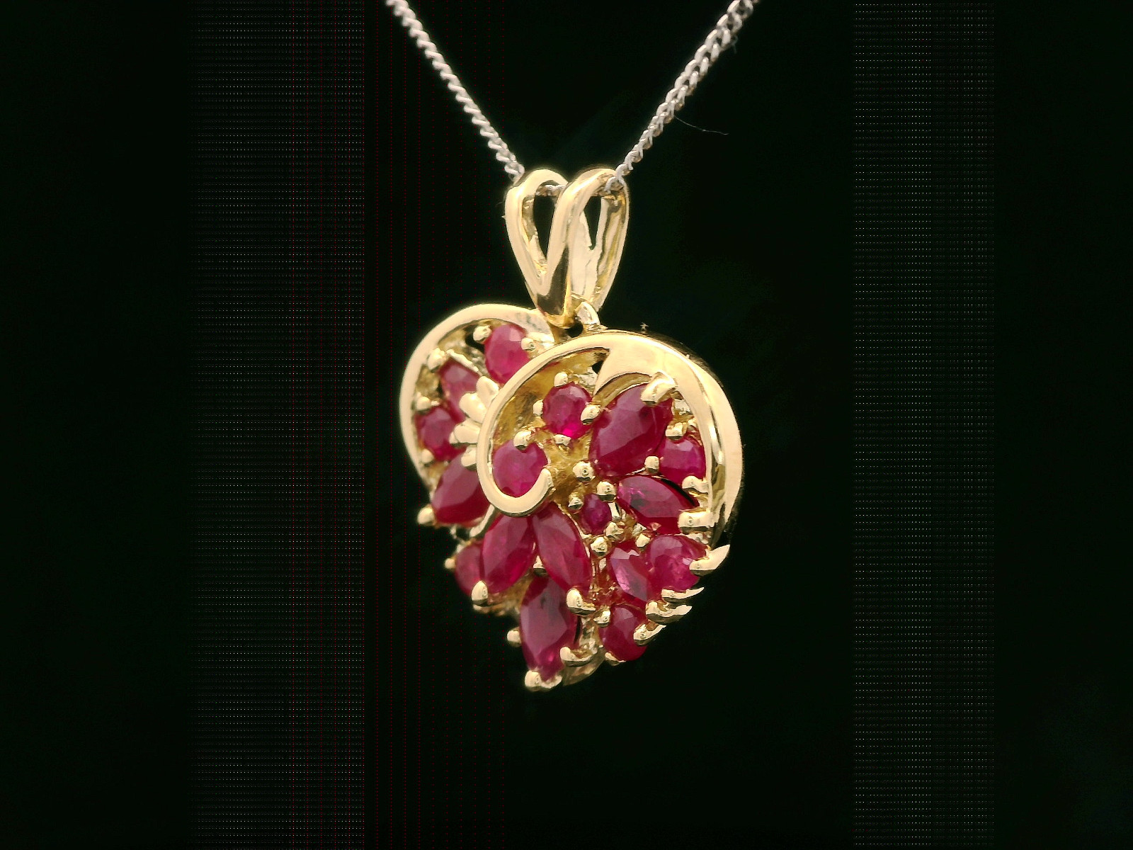 9ct Yellow Gold & Ruby Heart Shaped Ruby Pendant - image 9