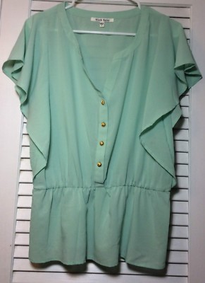 NWOT Women's Mint Green Spring Summer Blouse Flutter Sleeve V Neck Top Size M