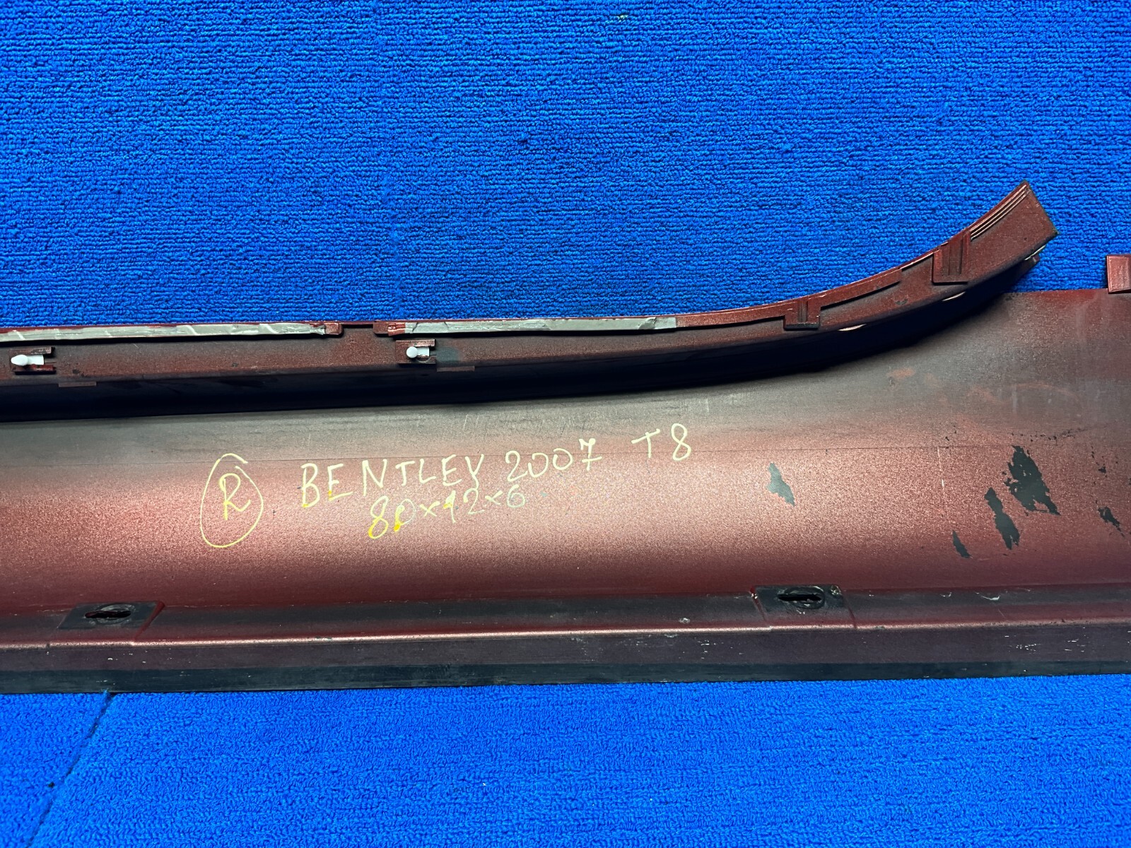 2007 - 2010 BENTLEY CONTINENTAL GTC RIGHT PASS SIDE SKIRT ROCKET PANEL RED OEM