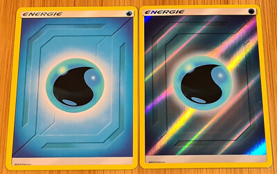 Set of 2 Water Energy Common & Reverse Holo Hidden Fates 2019 DE Mint