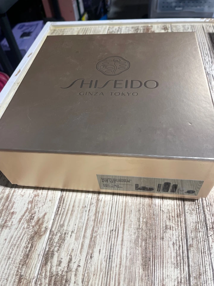 Shiseido 5-Pc. Future Solution LX Luxurious Eyes Set, New in Box - Image 2 of 4