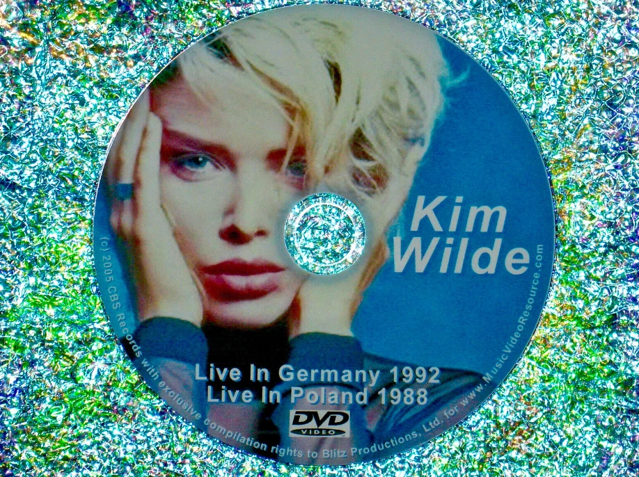Kim Wilde Music Video Anthology and Live Concerts 1981 to 2006 2 DVD Set - Image 2 of 4