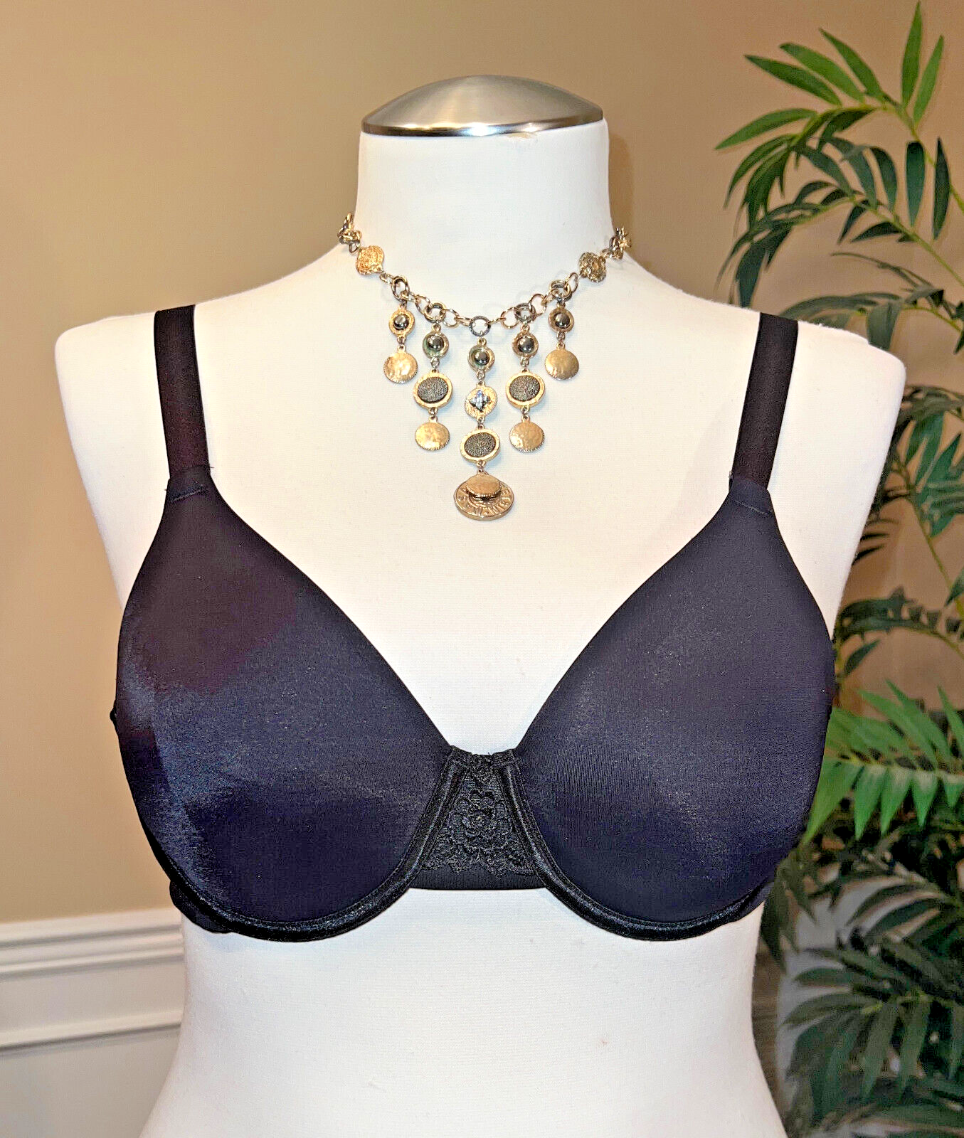 Vanity Fair 76080 Minimizer Bra Black Underwire Support 38C