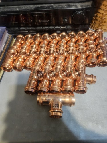 Lot of 26 Viega ProPress 1 in. x 1 in. Tee 20-1/2in. 5-3/4in. 1-1in. copper