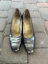 Vintage Women s Salvatore Ferragamo Black High Heel Pumps Size 10