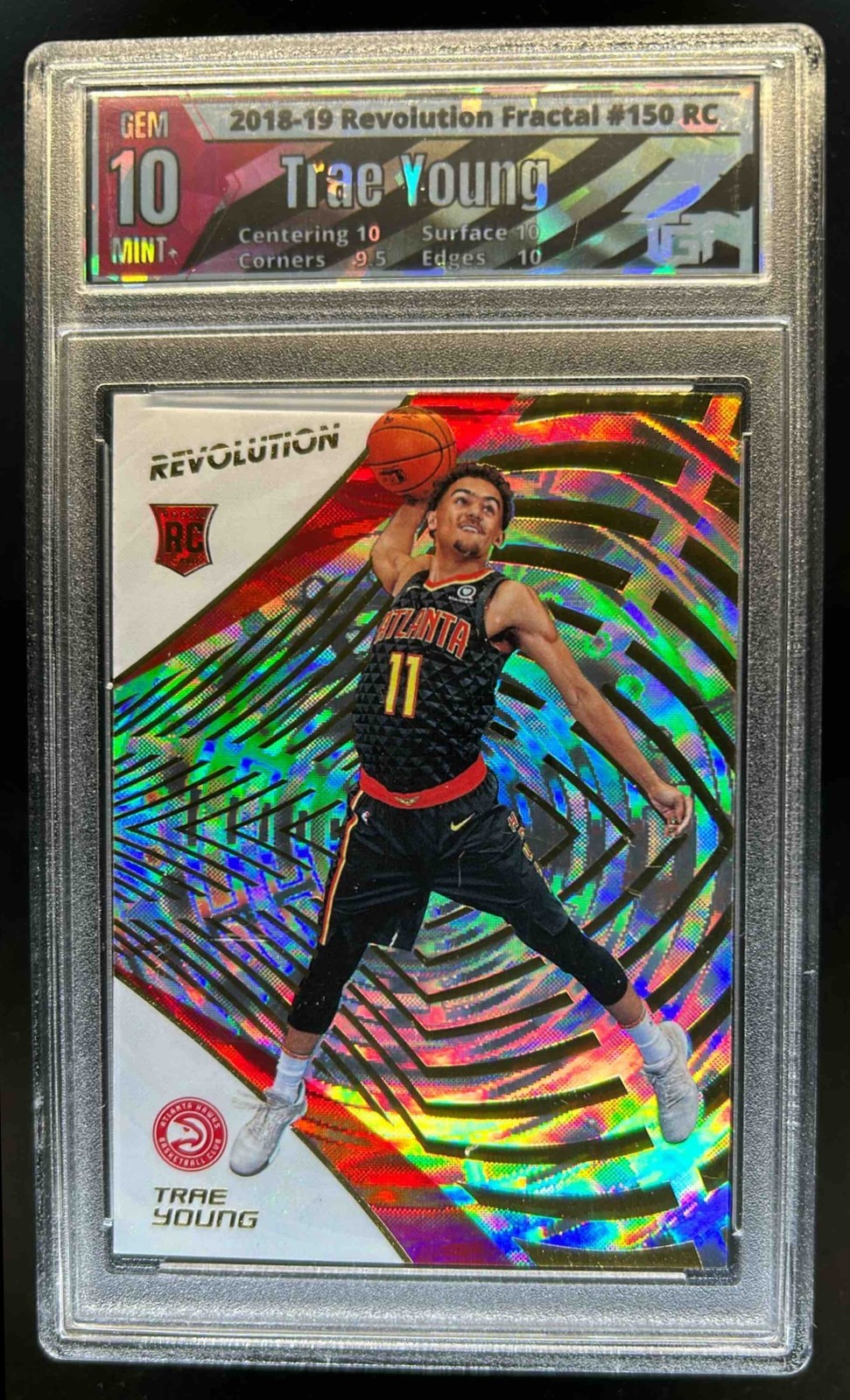 2018-19 Panini Revolution Trae Young RC Fractal Rookie #150 Hawks TGT 10